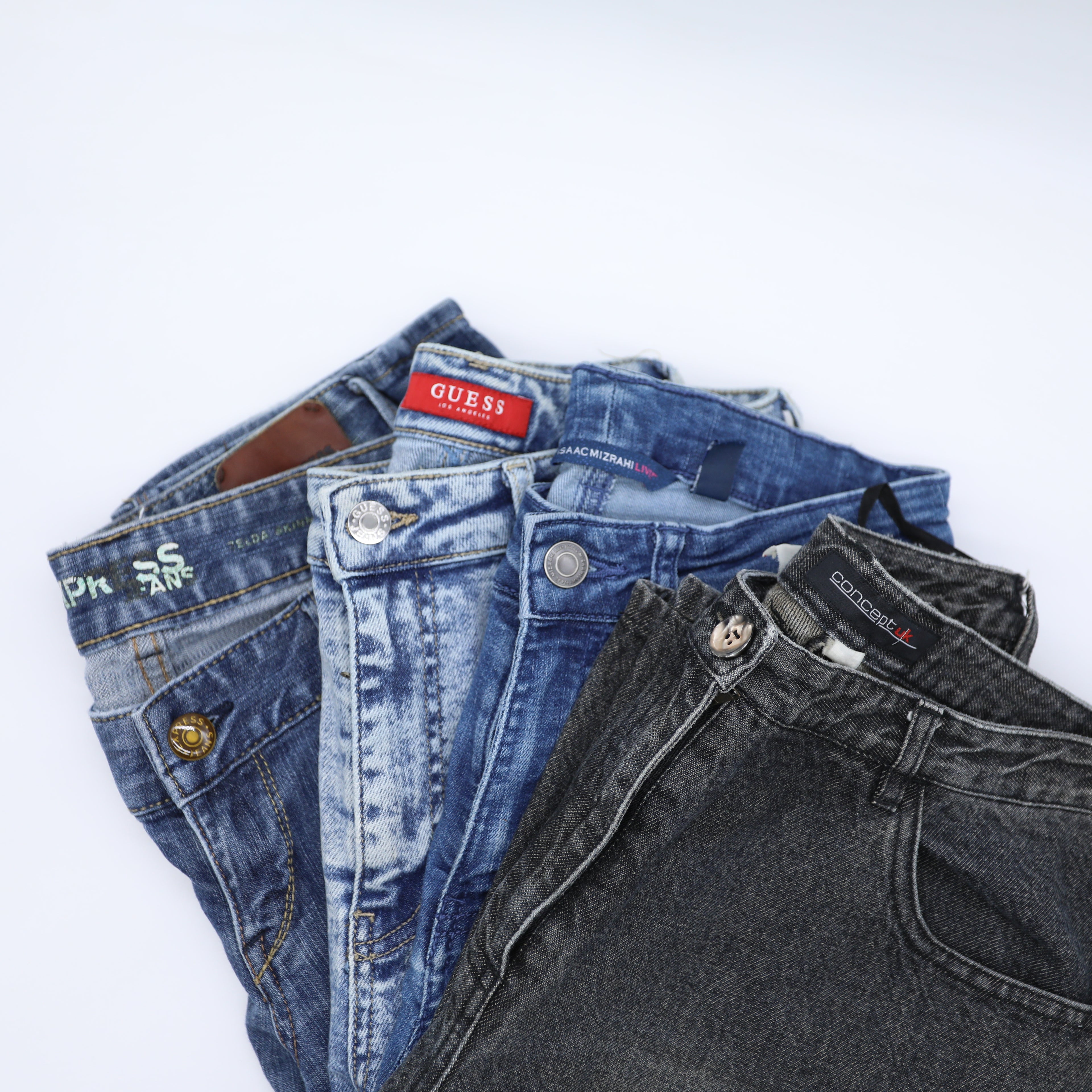 Vintage Y2K Womens 30-Pound Box